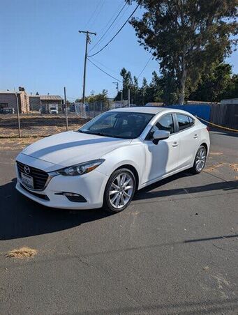 2018 MAZDA Mazda3