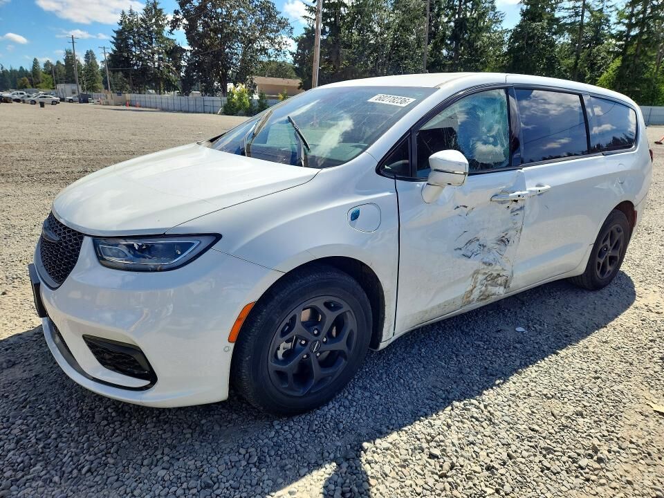 2022 CHRYSLER Pacifica