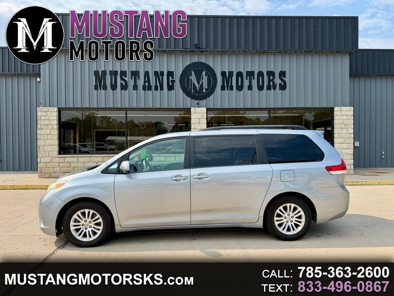 2014 TOYOTA Sienna