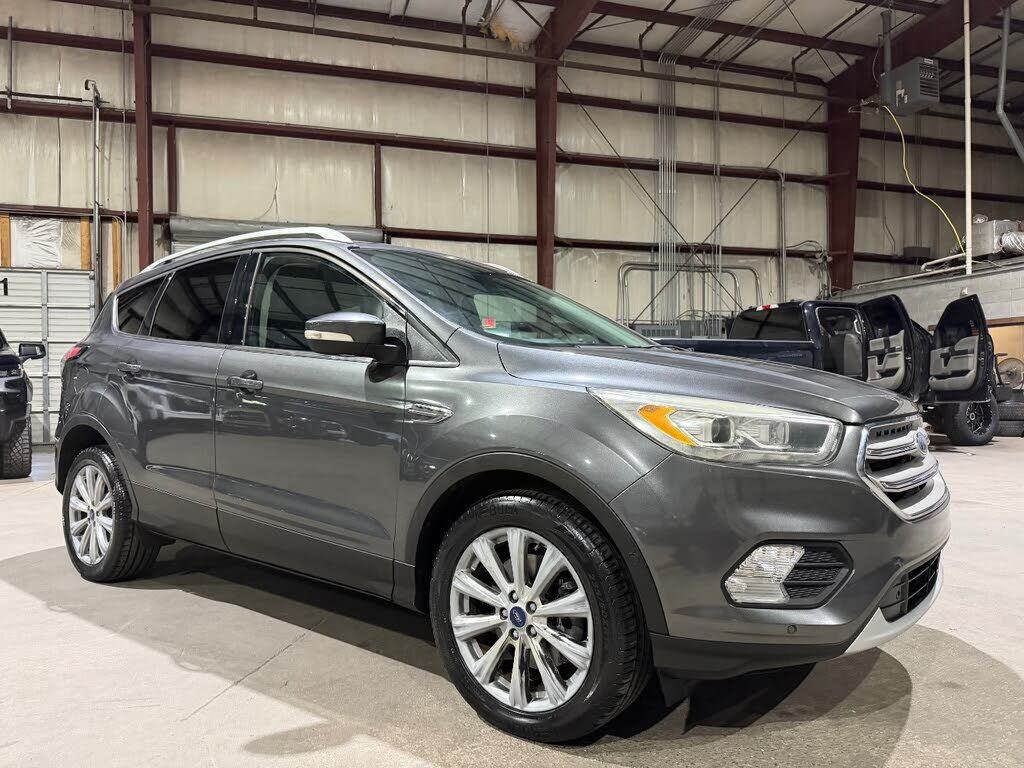 2017 FORD Escape