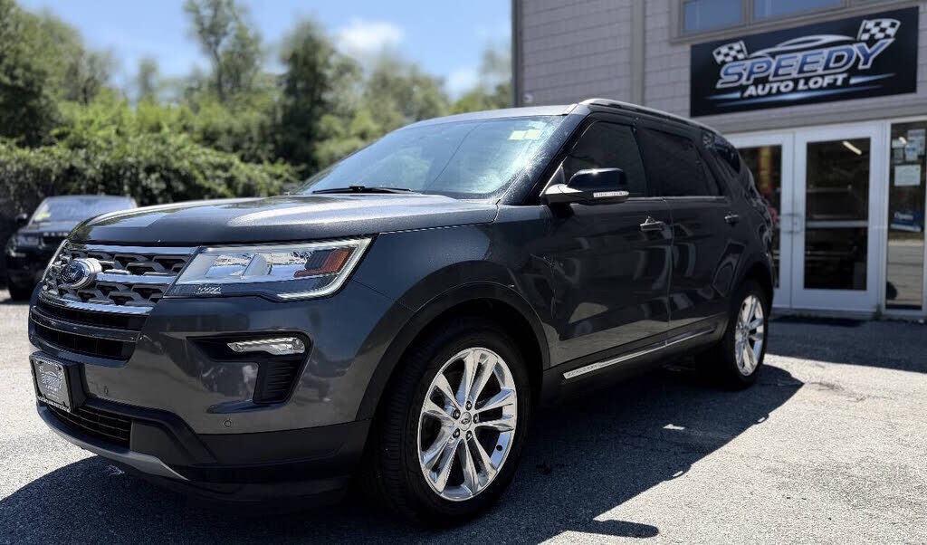 2018 FORD Explorer