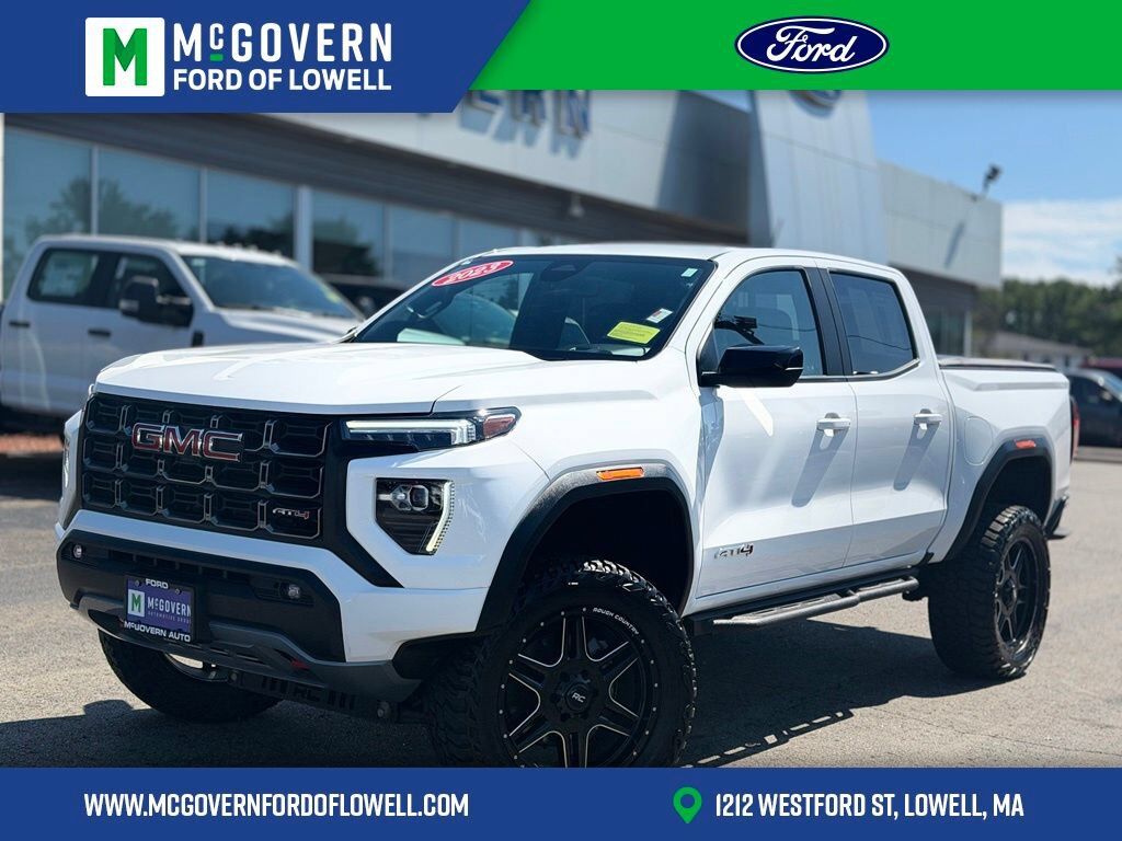 2023 GMC Canyon