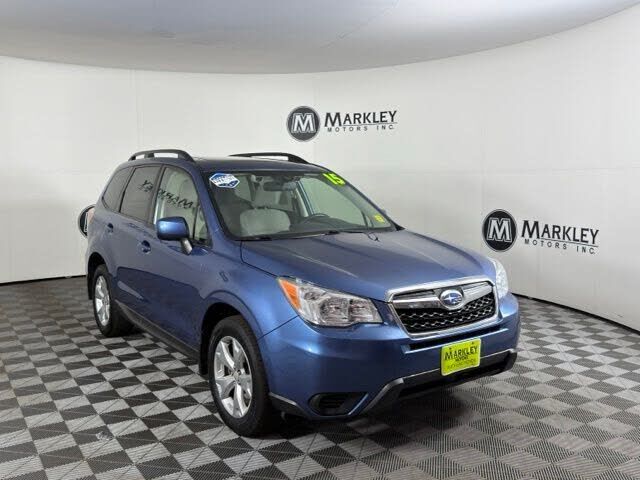 2015 SUBARU Forester