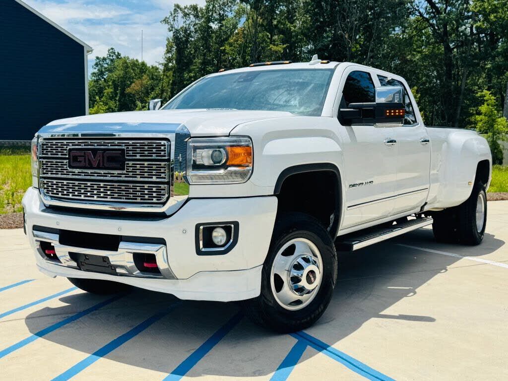 2016 GMC Sierra