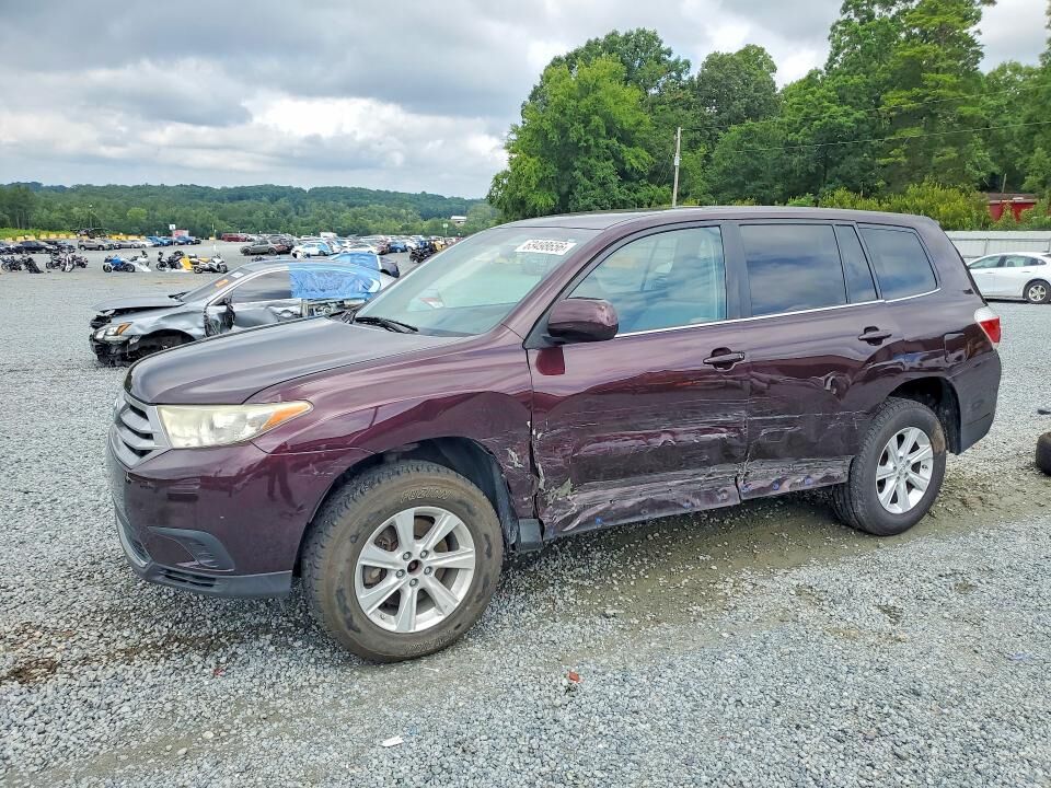 2013 TOYOTA Highlander