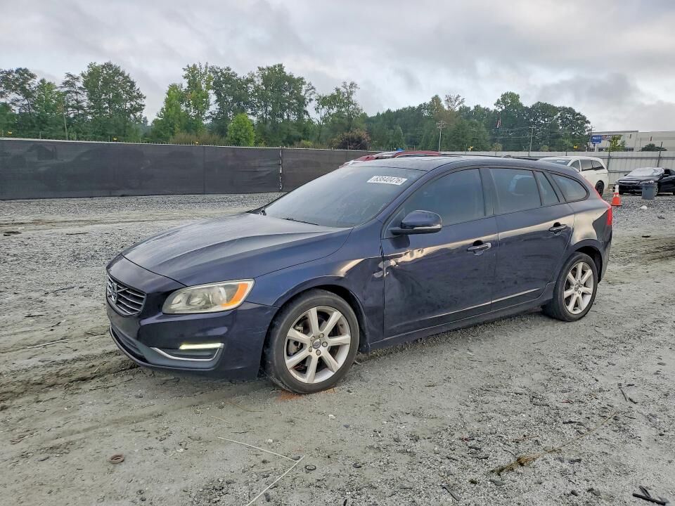 2017 VOLVO V60