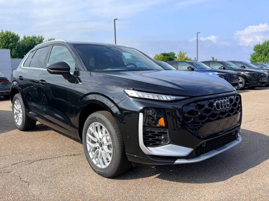 2026 AUDI Q3