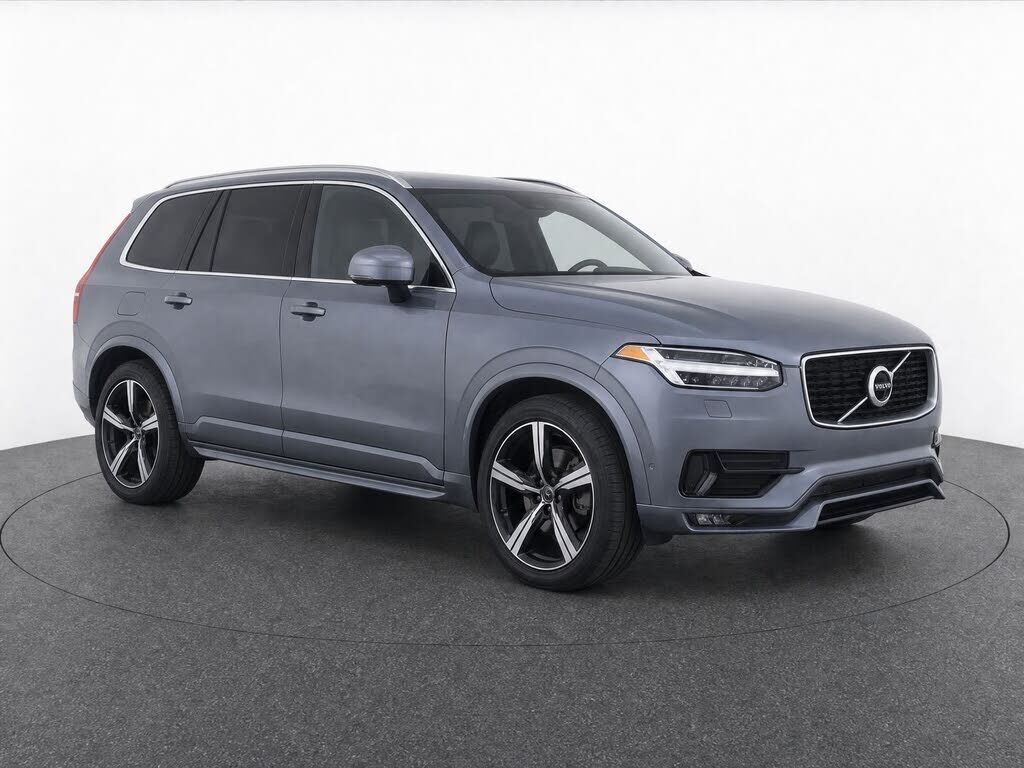 2017 VOLVO XC90