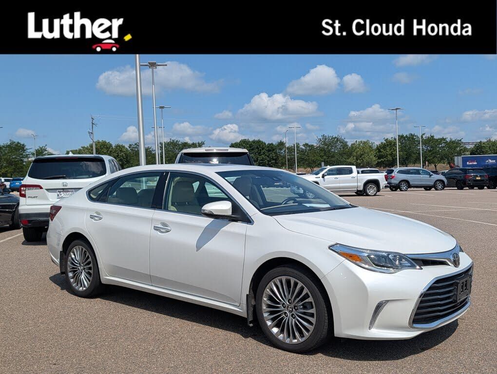 2017 TOYOTA Avalon