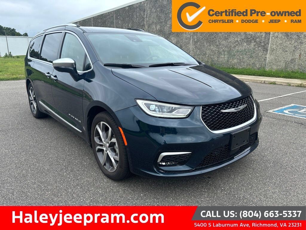 2024 CHRYSLER Pacifica