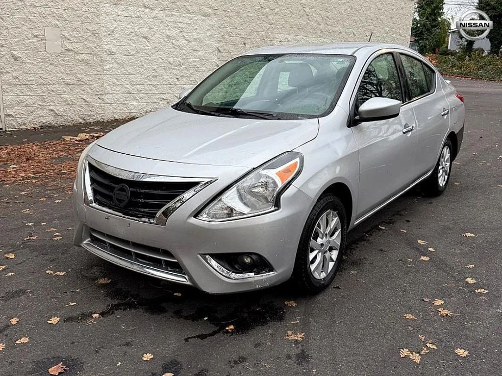 2018 NISSAN Versa