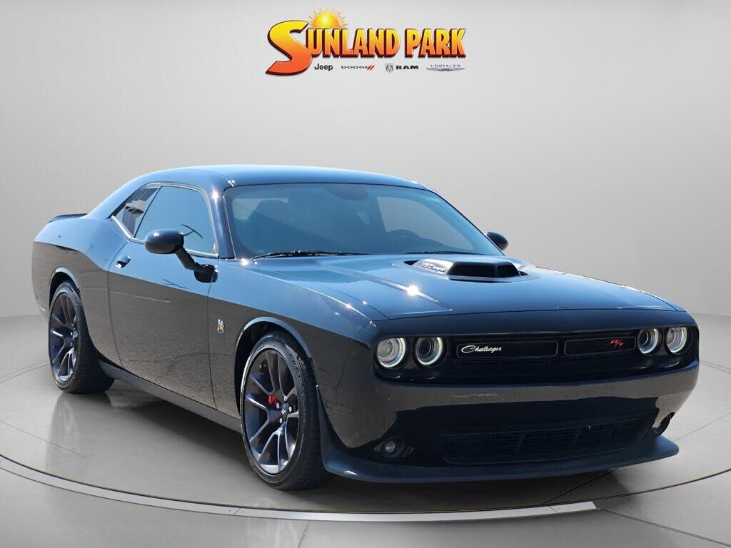 2022 DODGE Challenger