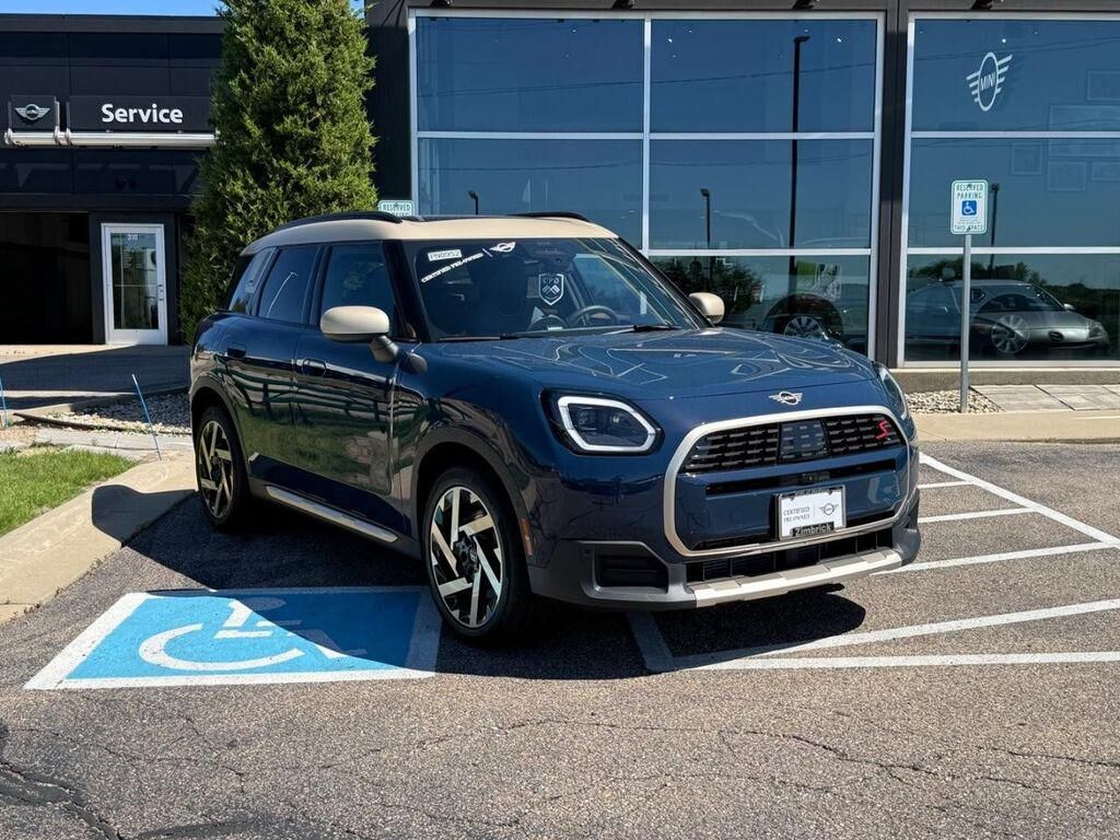 2025 MINI Countryman