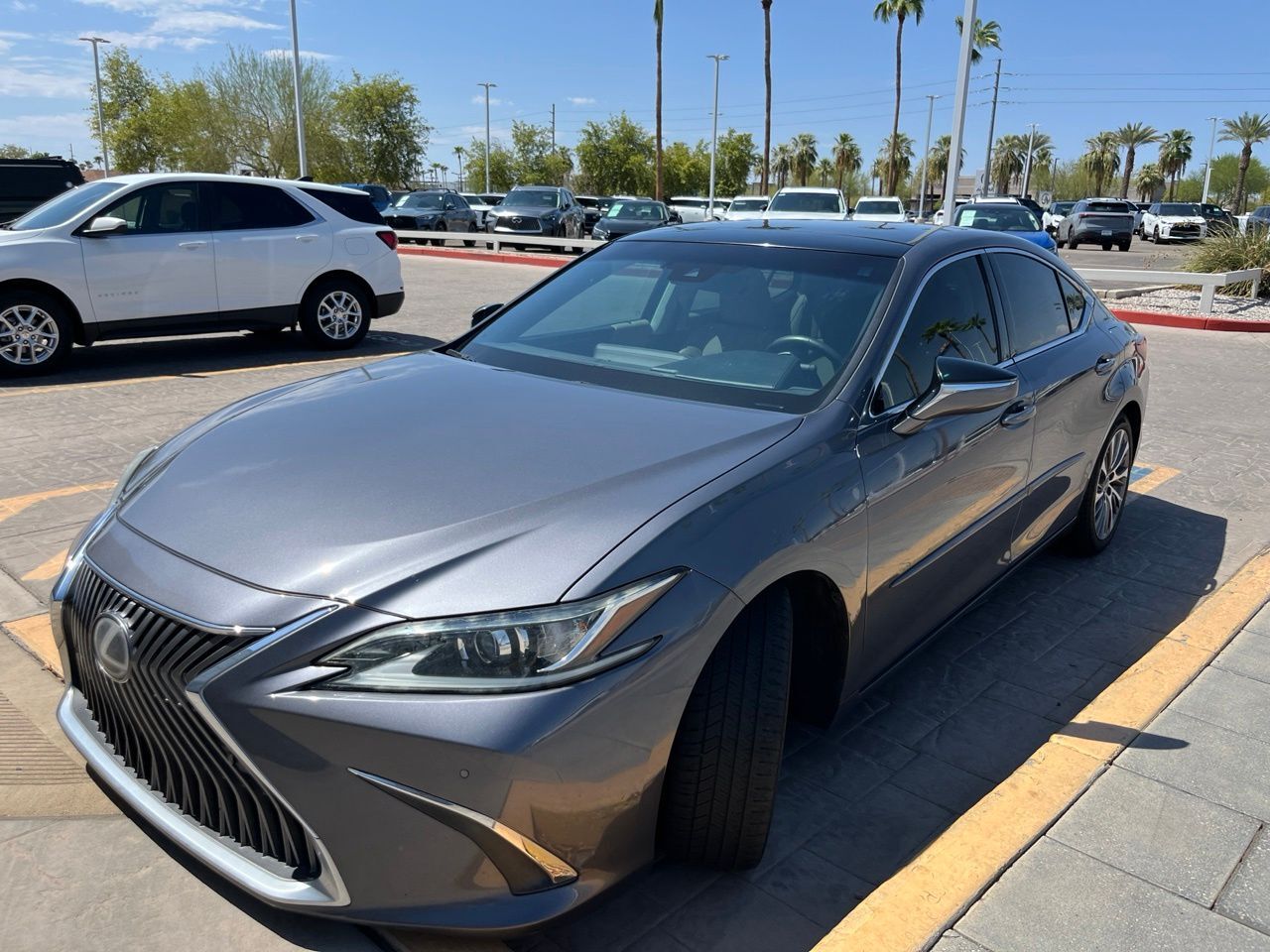 2020 LEXUS ES