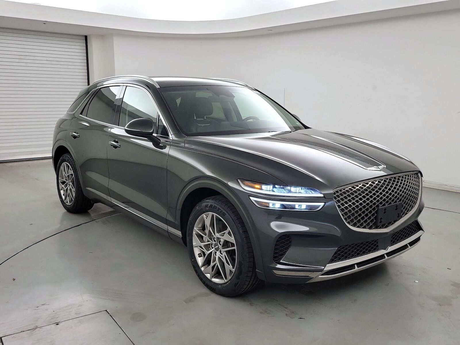 2025 GENESIS GV70