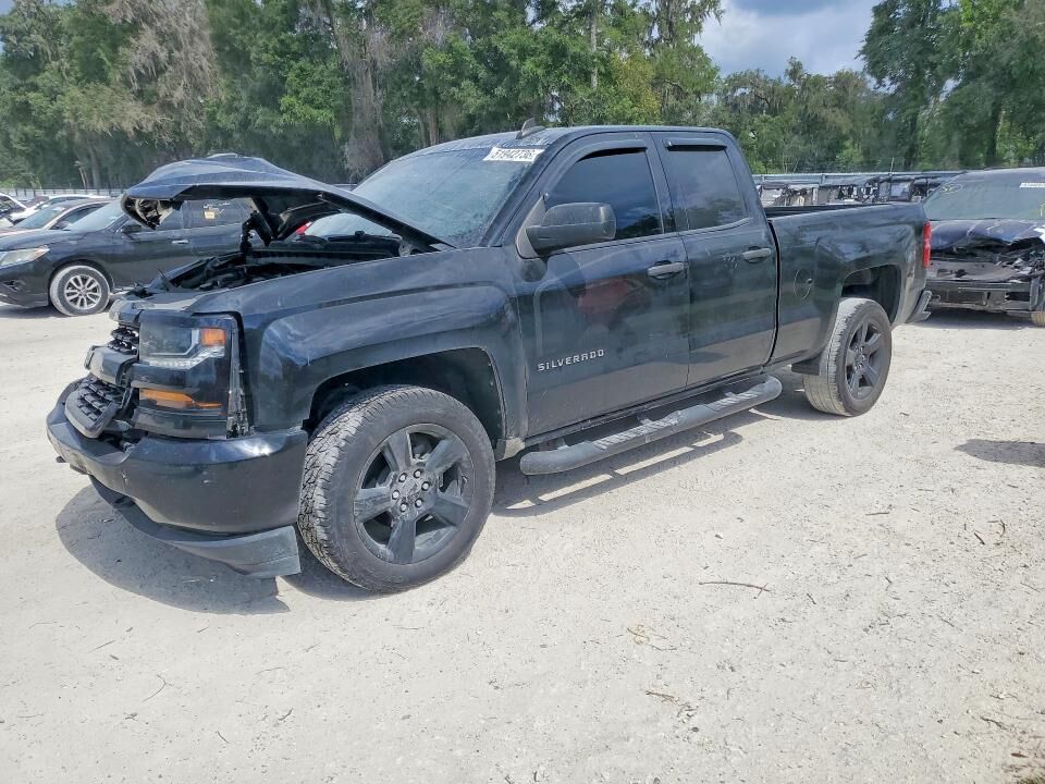 2018 CHEVROLET Silverado