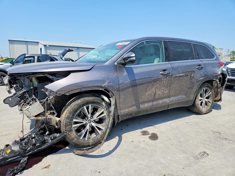 2019 TOYOTA Highlander