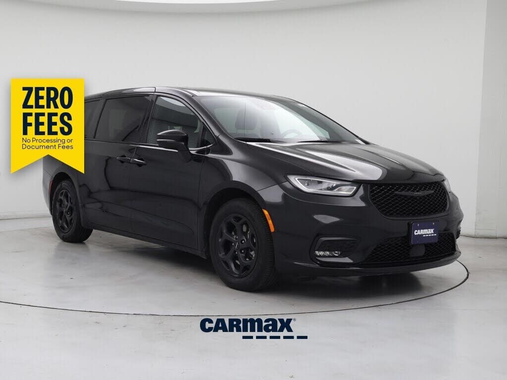 2022 CHRYSLER Pacifica