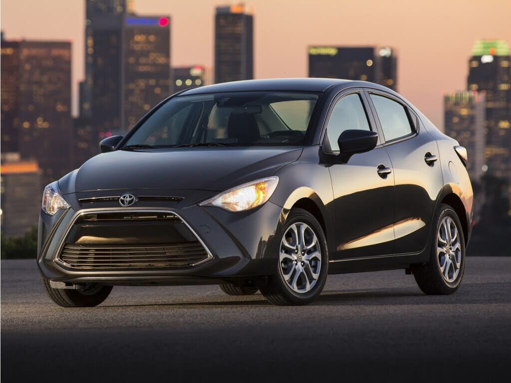 2018 TOYOTA Yaris