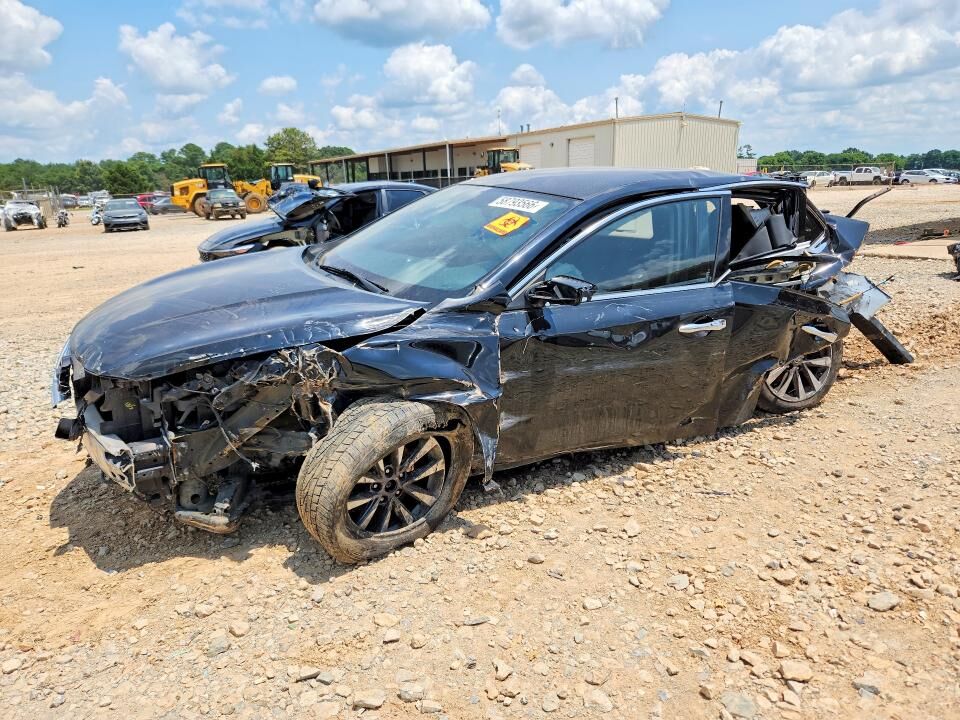 2017 NISSAN Altima