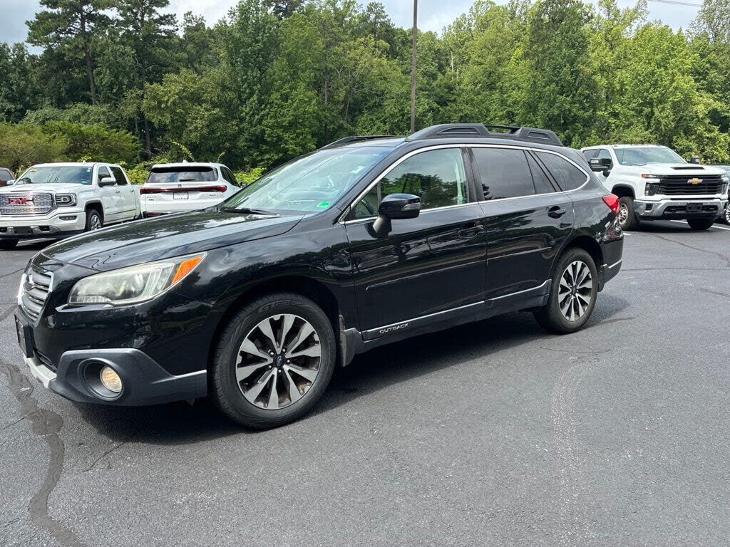 2017 SUBARU Outback