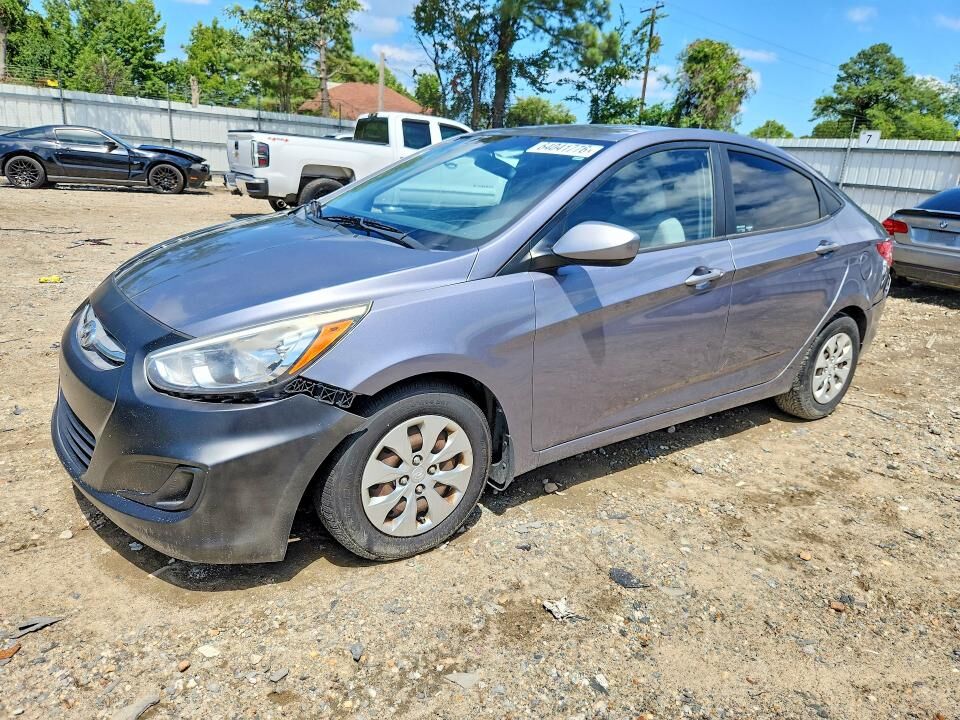 2016 HYUNDAI Accent