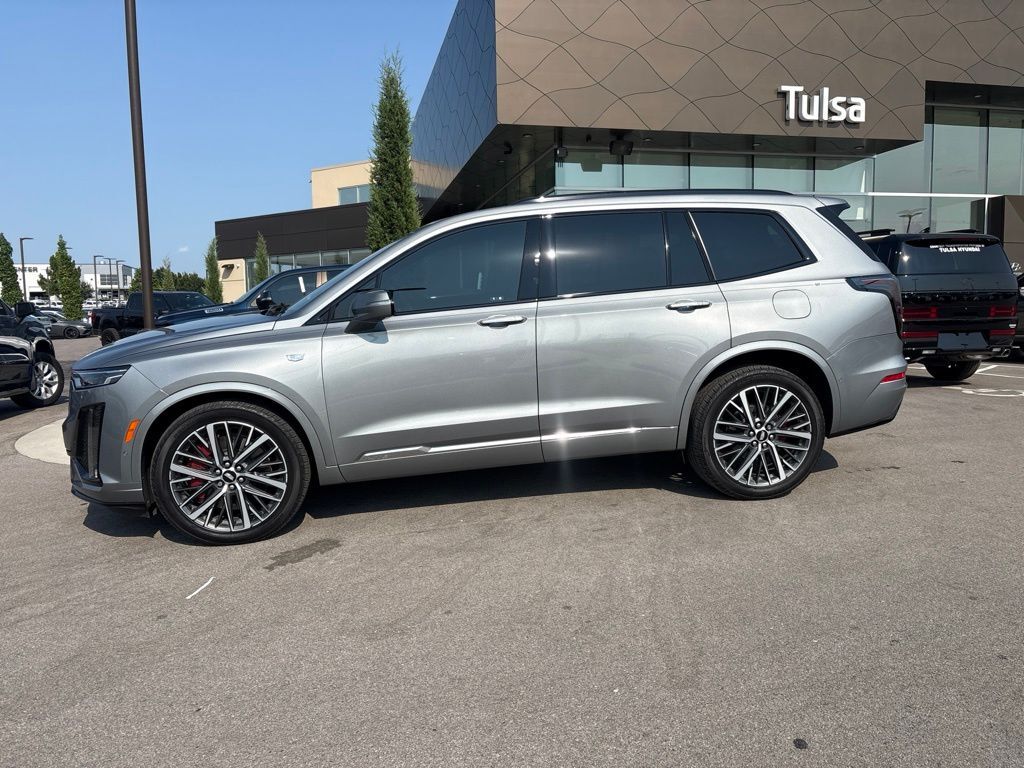 2024 CADILLAC XT6