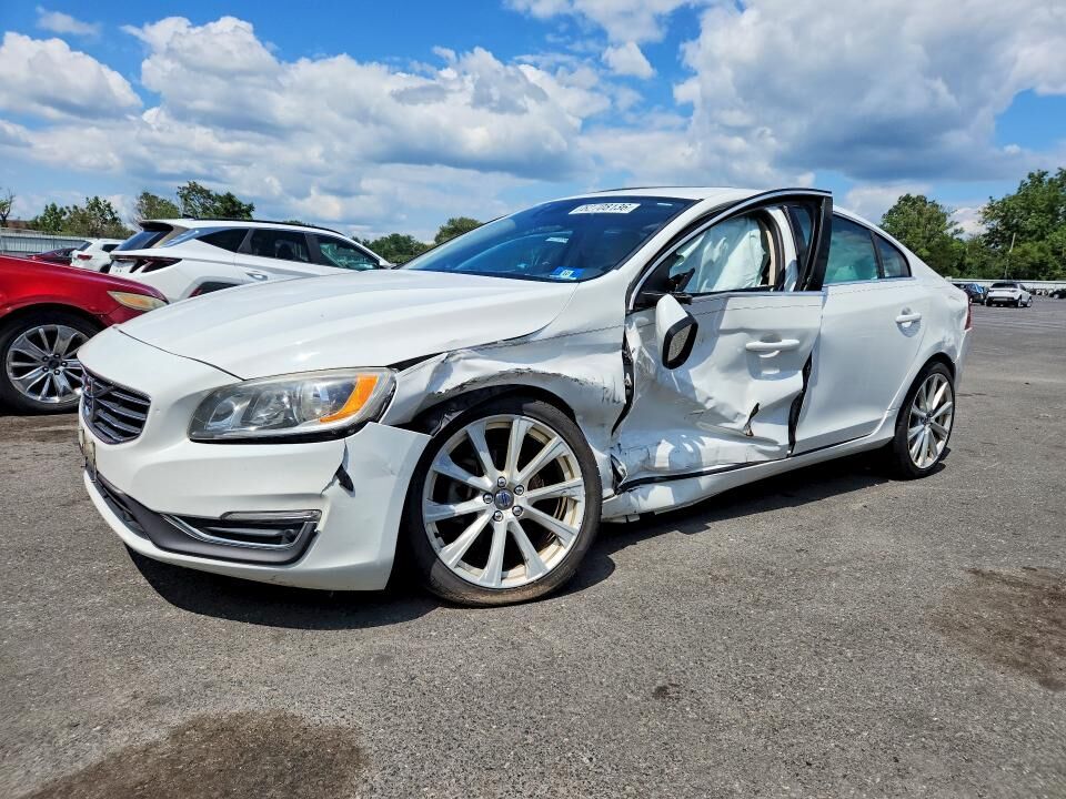 2016 VOLVO S60
