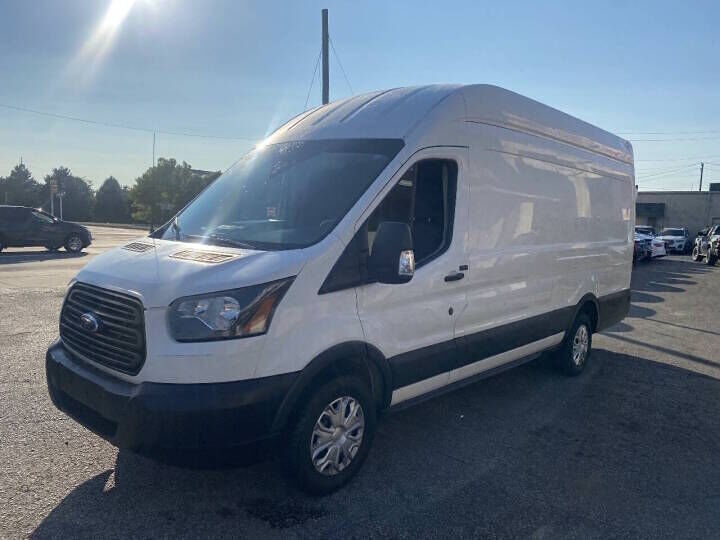 2017 FORD Transit