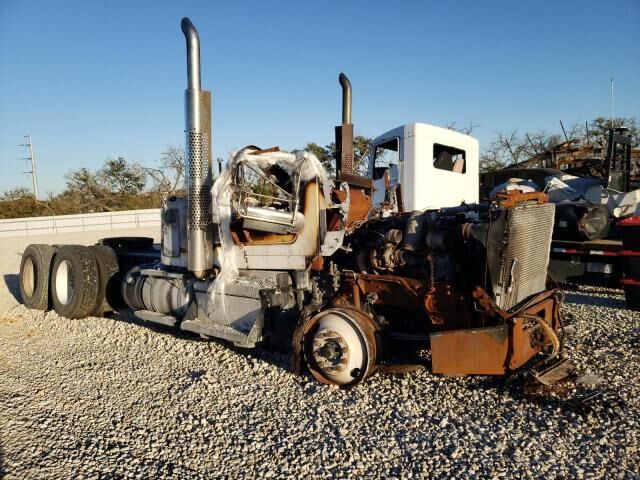 2018 KENWORTH T8 Series
