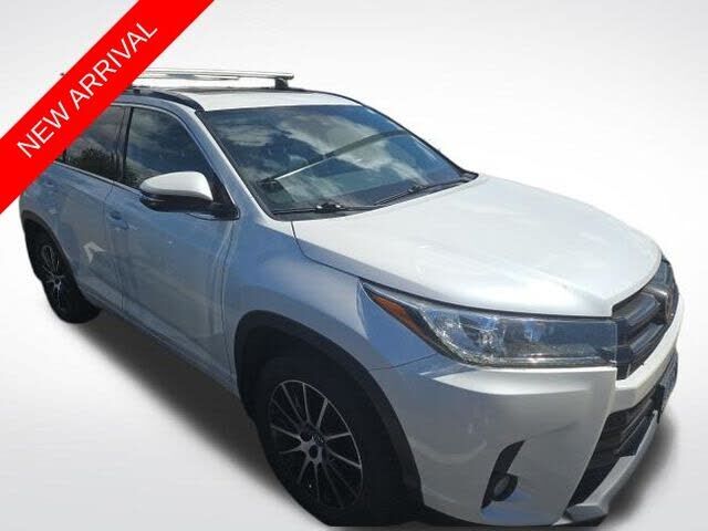 2017 TOYOTA Highlander