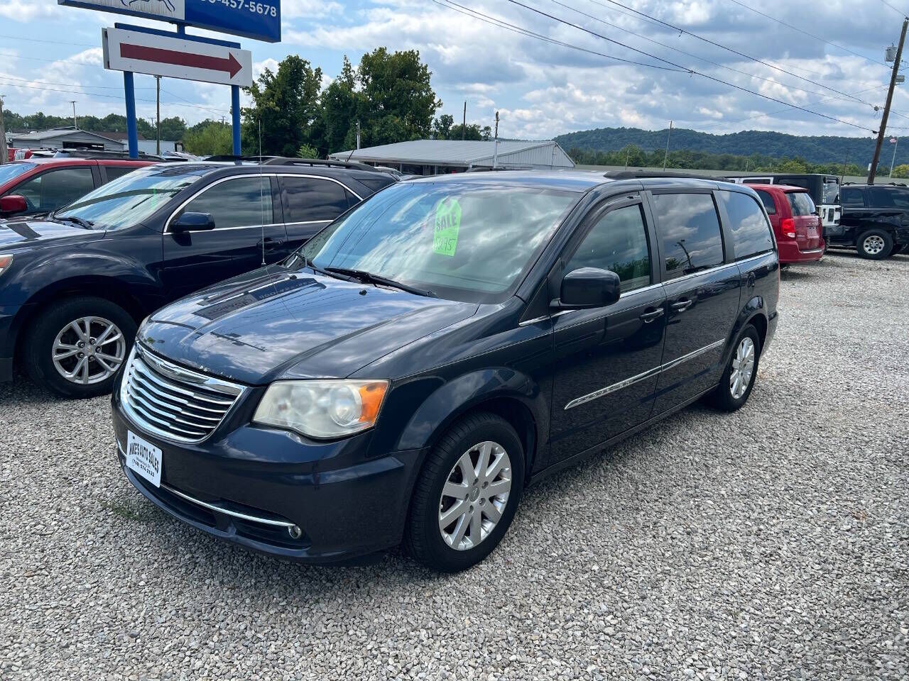 2014 CHRYSLER Town and Country