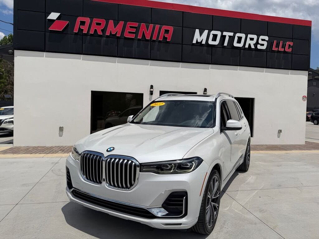 2022 BMW X7