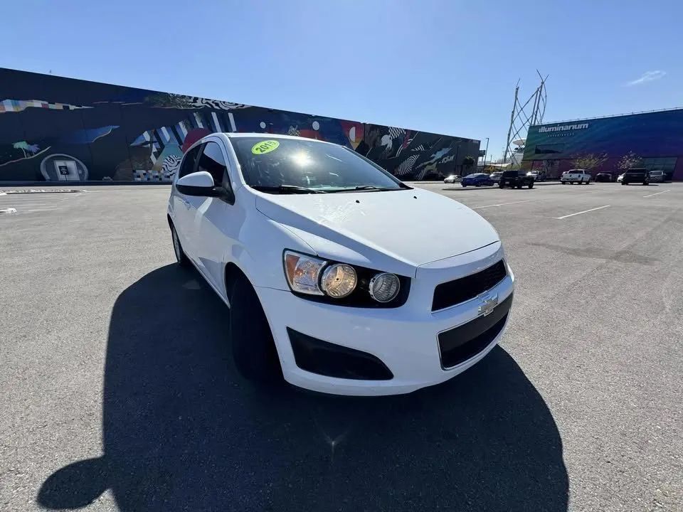 2015 CHEVROLET Sonic