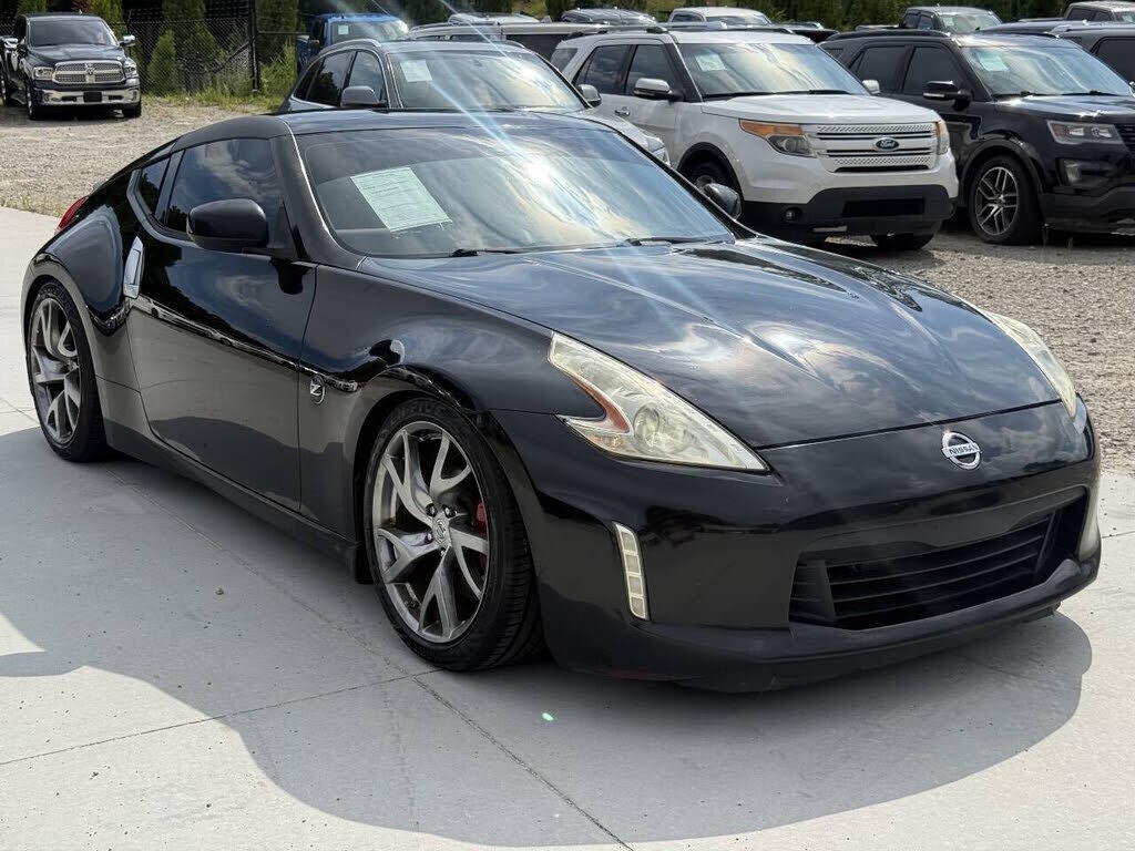 2016 NISSAN 370Z