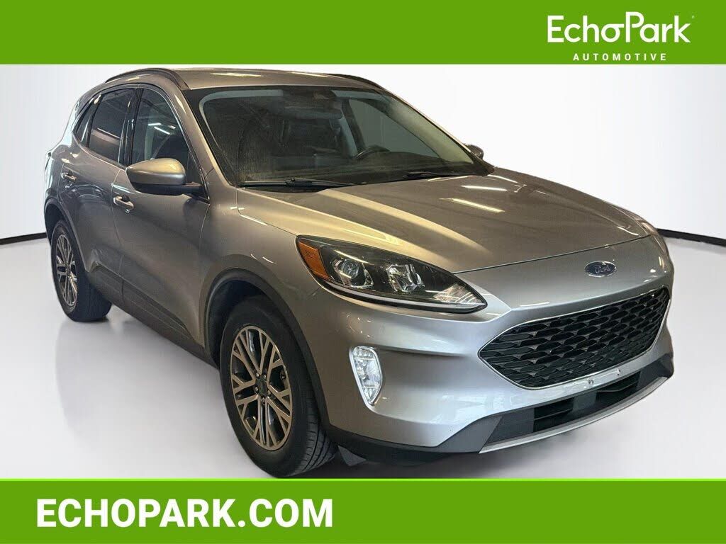 2021 FORD Escape