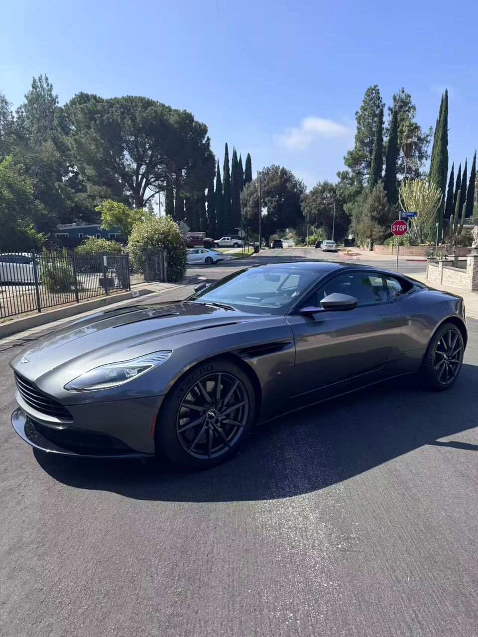 2017 ASTON MARTIN DB11