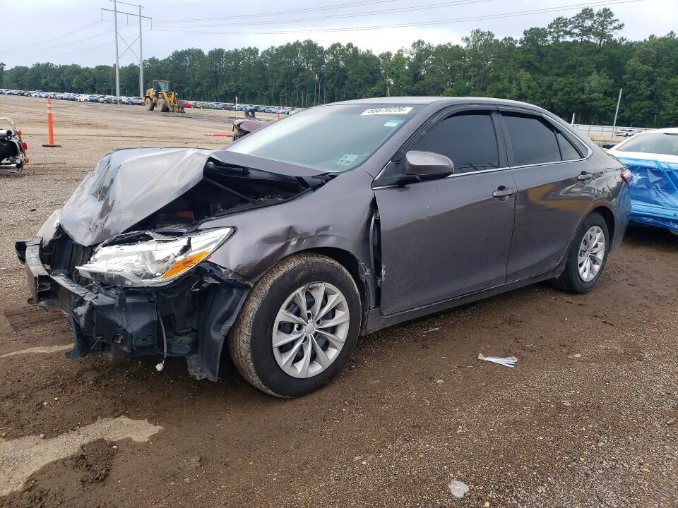 2016 TOYOTA Camry
