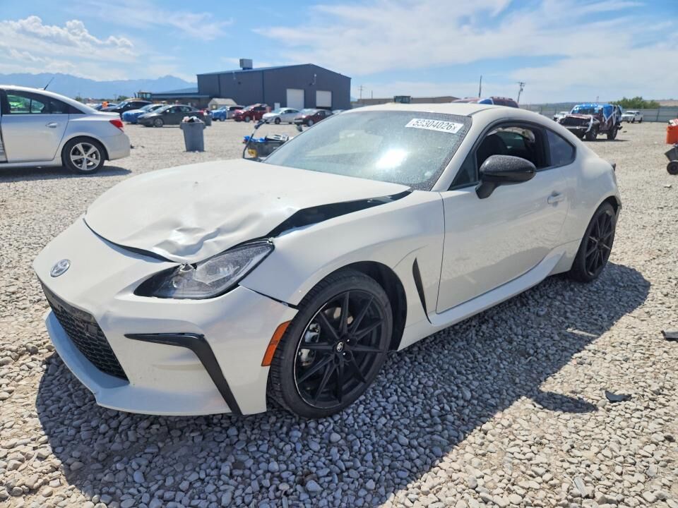2024 TOYOTA GR86