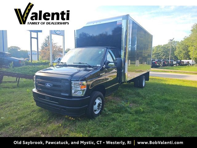 2027 FORD E-450