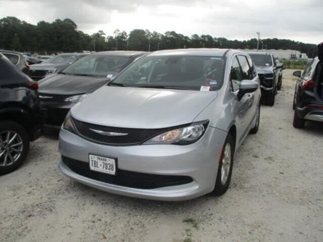 2023 CHRYSLER Voyager