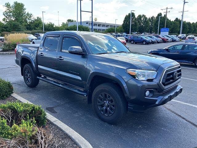 2020 TOYOTA Tacoma