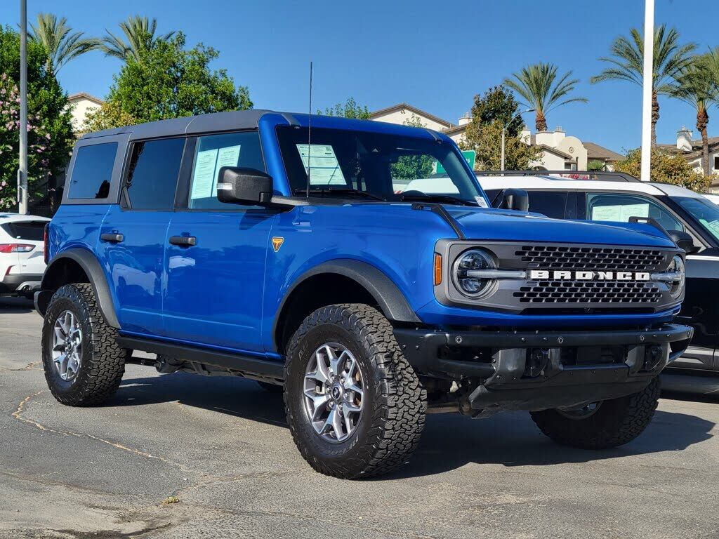 2024 FORD Bronco