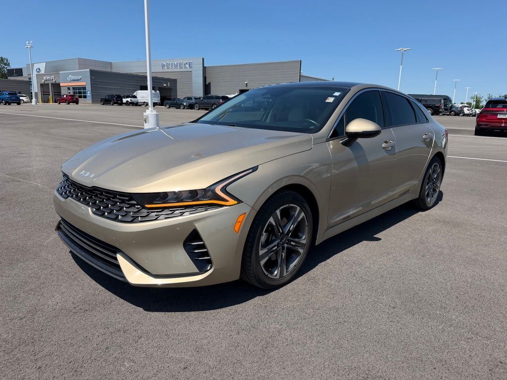 2022 KIA K5