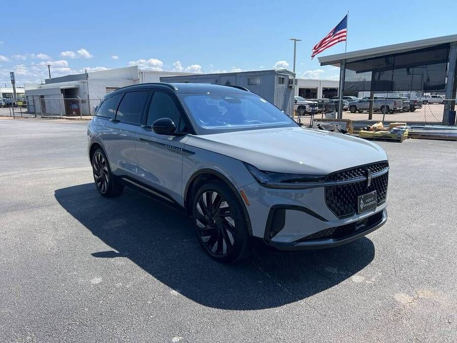 2026 LINCOLN Nautilus