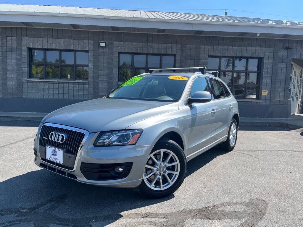 2011 AUDI Q5