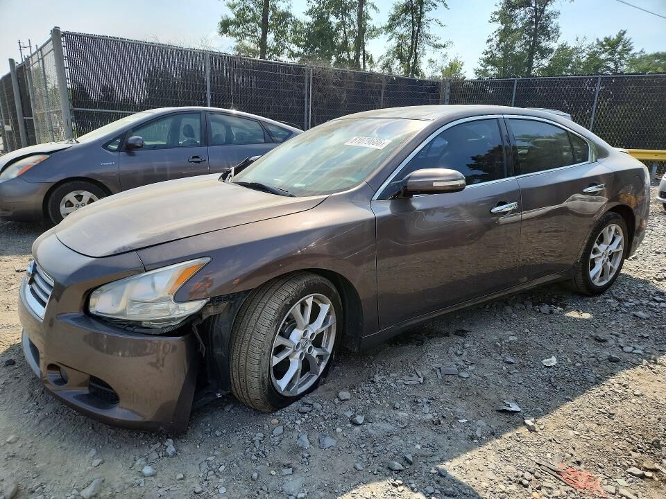 2012 NISSAN Maxima