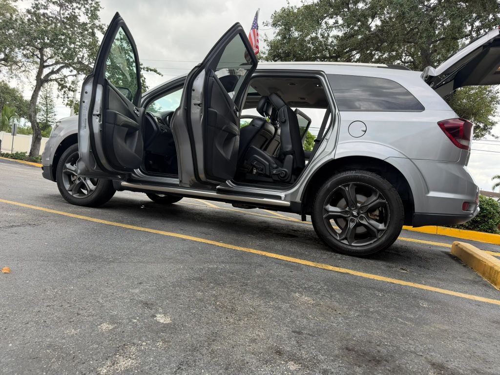 2020 DODGE Journey