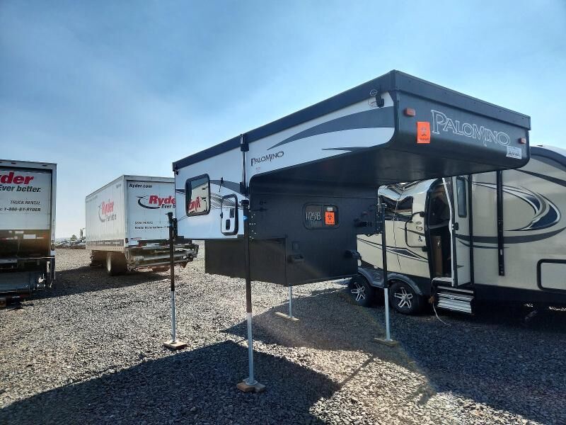 2021 FOREST RIVER Softside