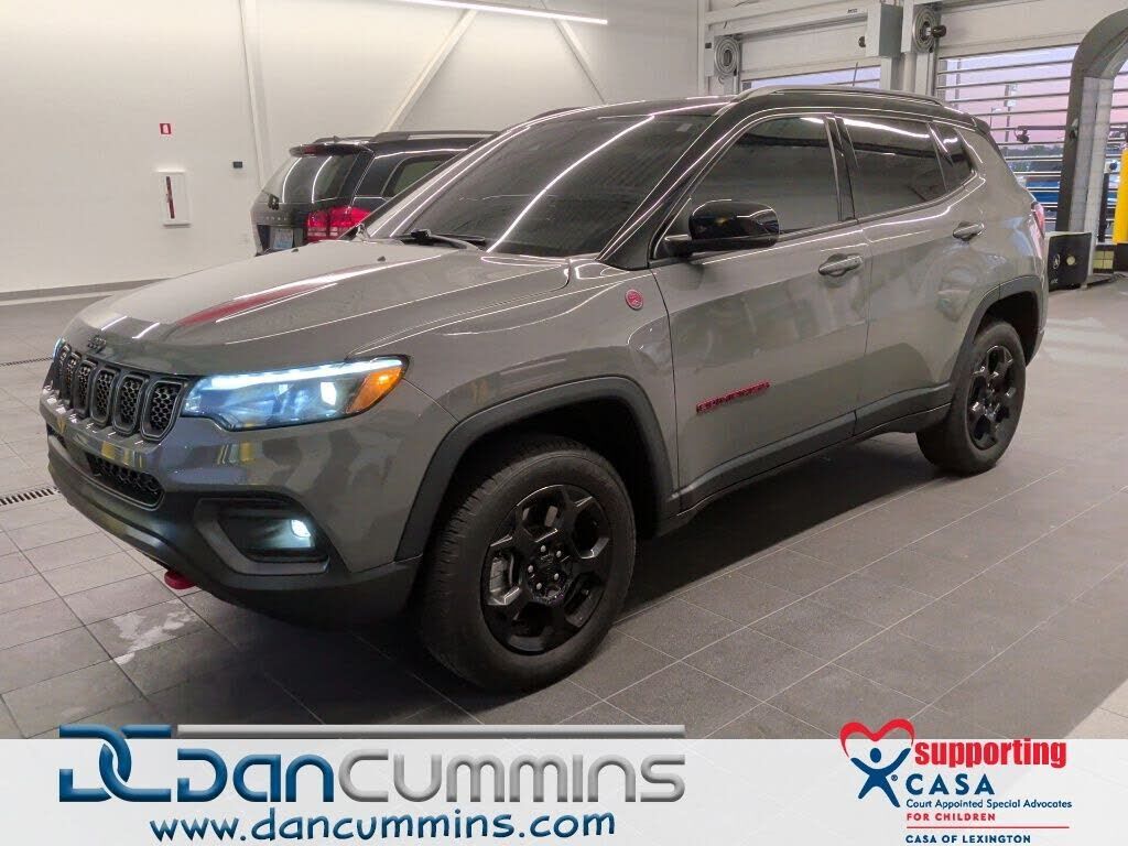 2023 JEEP Compass